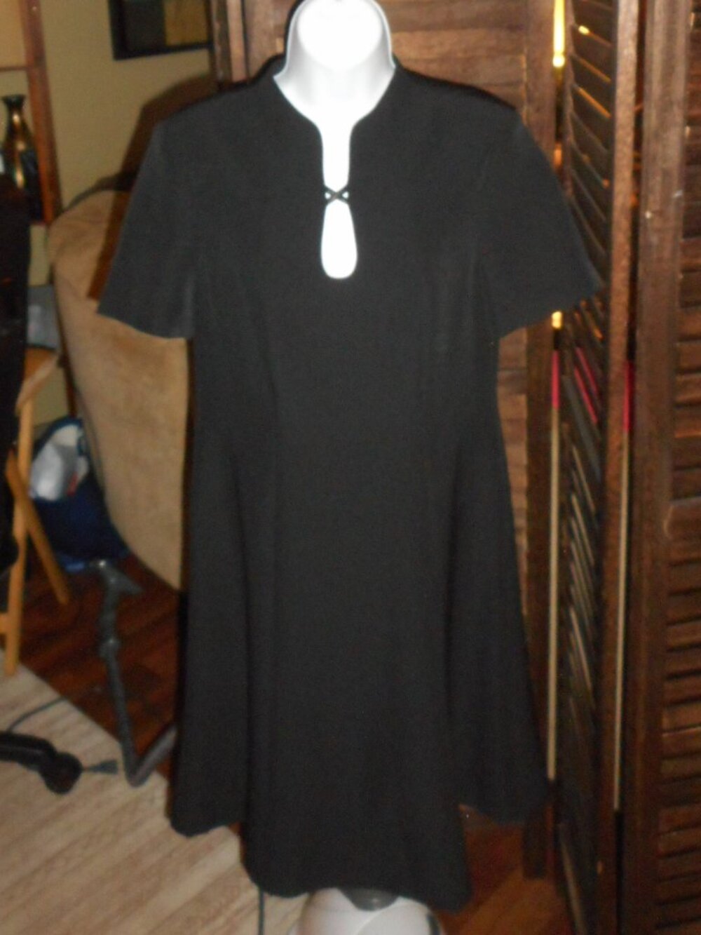 NWOT Nic + Zoe oriental inspired black dress, size 6